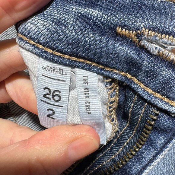 LOFT The Kick Crop Raw Hem High Rise Jeans Light Wash Women's Size 2/26 - Picture 4 of 10